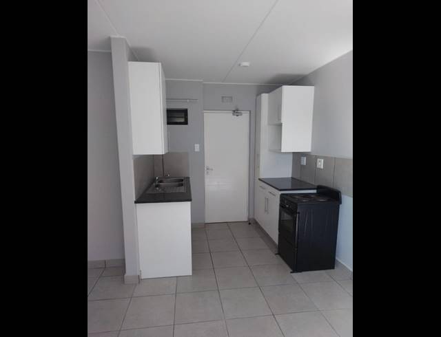 2 bed property to rent in RIVERSIDE VIEW